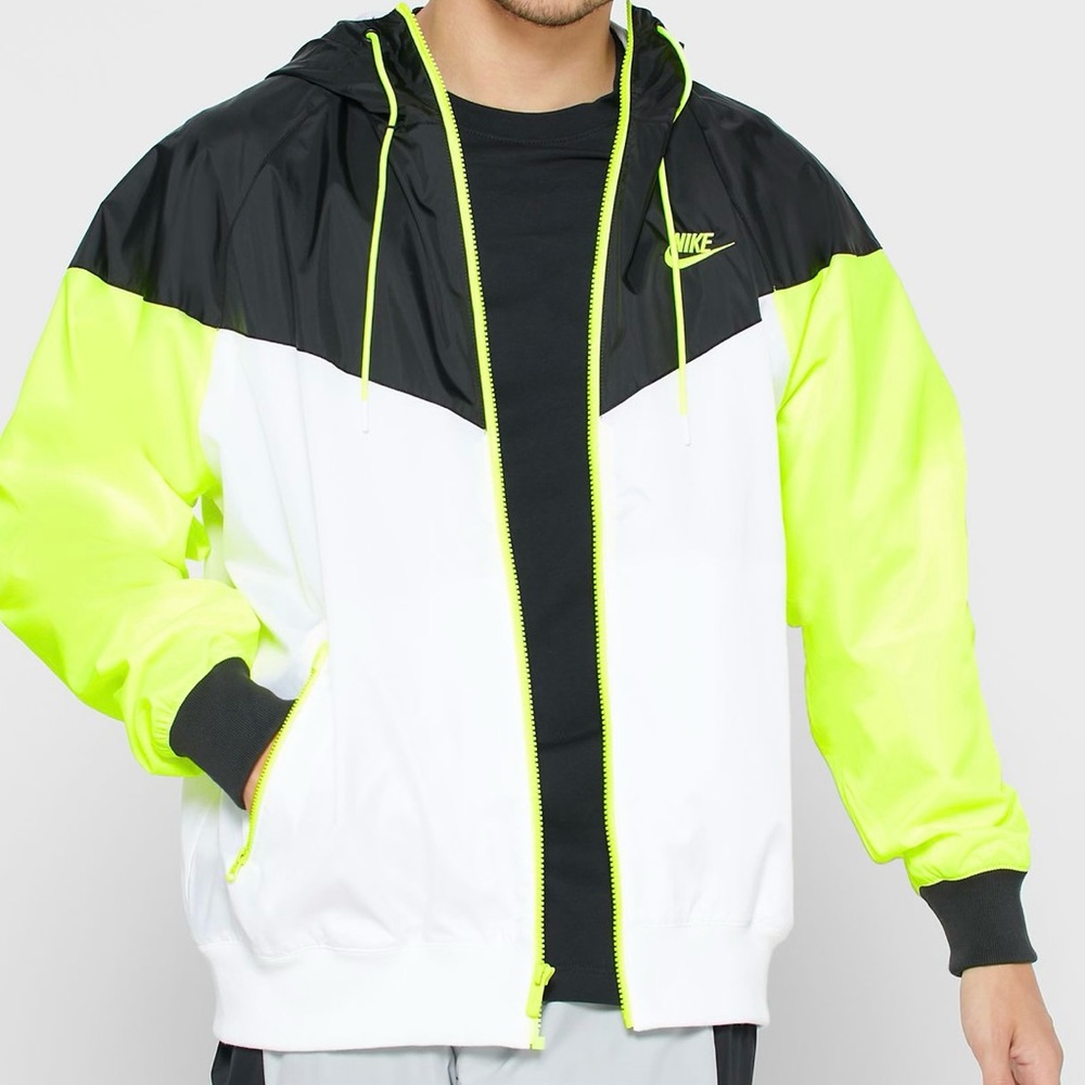 Nike wind breaker